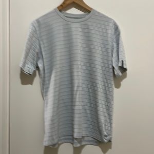 Mens Columbia Tee/workout shirt